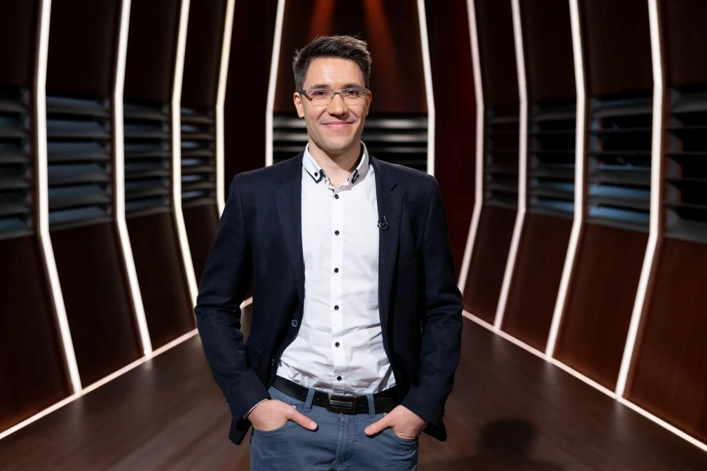 Kovács Ádám a Cápák közöttben